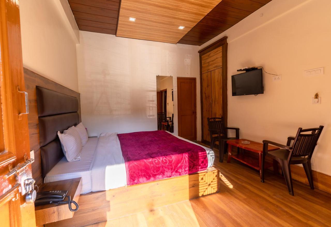 Hotel Woodland Nainital Dış mekan fotoğraf